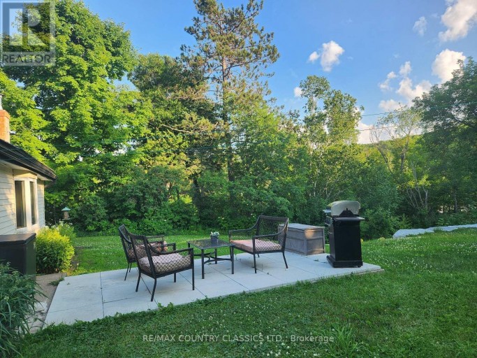 12 HASTINGS STREET S, Bancroft (Bancroft Ward), Ontario, K0L1C0