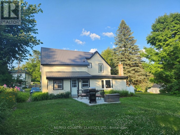 12 HASTINGS STREET S, Bancroft (Bancroft Ward), Ontario, K0L1C0