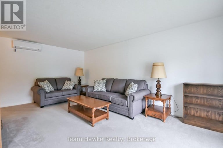 15 - 157 CHURCH STREET, Penetanguishene, Ontario, L9M1E4