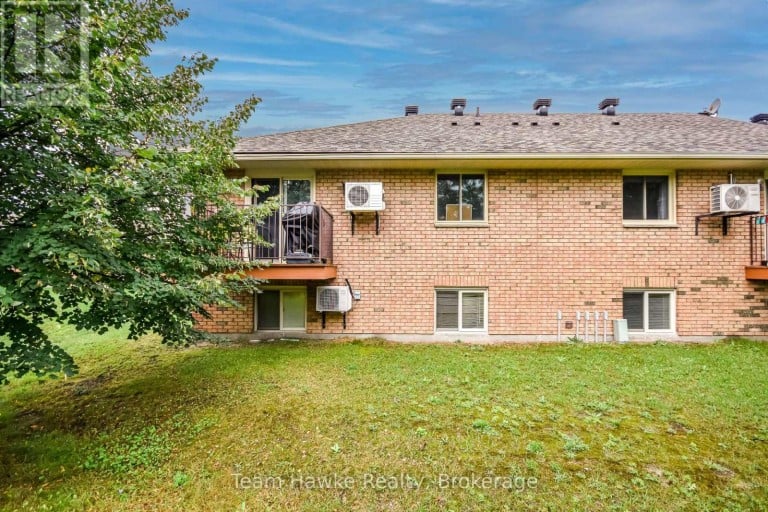 15 - 157 CHURCH STREET, Penetanguishene, Ontario, L9M1E4