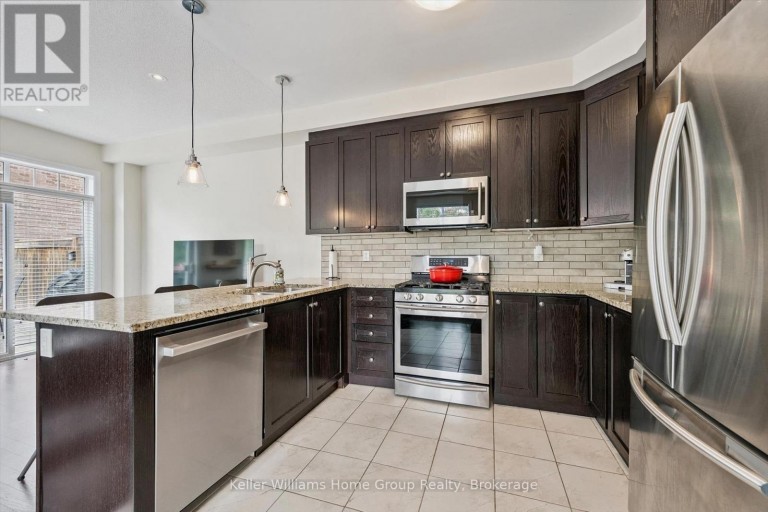 61 RIDGEGATE CRESCENT, Halton Hills (Georgetown), Ontario, L7G0L6