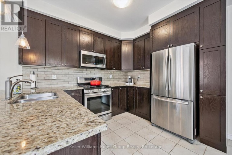 61 RIDGEGATE CRESCENT, Halton Hills (Georgetown), Ontario, L7G0L6