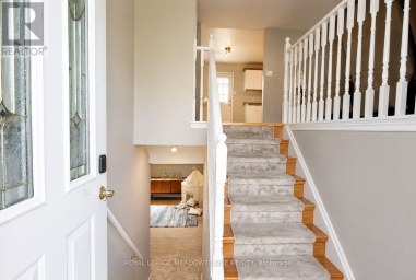 89 ROYAL BEECH DRIVE Wasaga Beach Ontario photo 5