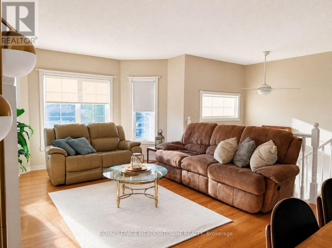 89 ROYAL BEECH DRIVE, Wasaga Beach, Ontario, L9Z1H5