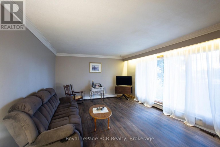 441 SMITH STREET, Wellington North (Arthur), Ontario, N0G1A0
