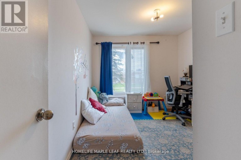 148 HANSEN ROAD N, Brampton (Madoc), Ontario, L6V2G6