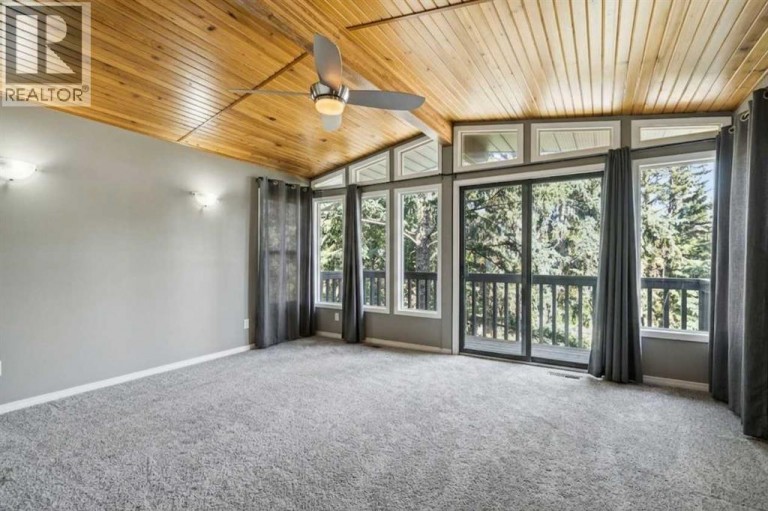 1423 75 Avenue SW, Calgary, Alberta, T2V0S9
