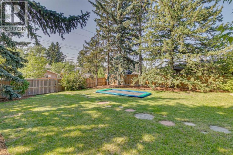 1423 75 Avenue SW, Calgary, Alberta, T2V0S9