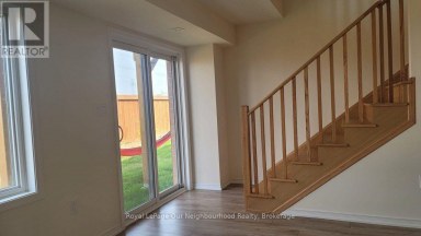 2663 MAGDALEN PATH Oshawa (Windfields) Ontario photo 6