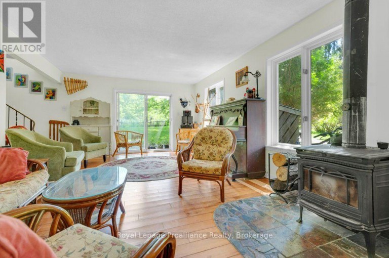 2014 FOXBORO-STIRLING ROAD, Quinte West (Sidney Ward), Ontario, K0K3E0