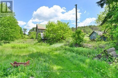 2014 FOXBORO-STIRLING ROAD Quinte West (Sidney Ward) Ontario photo 35