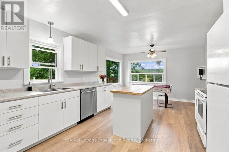 224 ZION ROAD, Belleville (Thurlow Ward), Ontario, K0K3E0