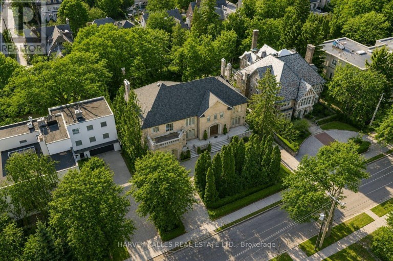 122 DUNVEGAN ROAD, Toronto (Forest Hill South), Ontario, M4V2R3