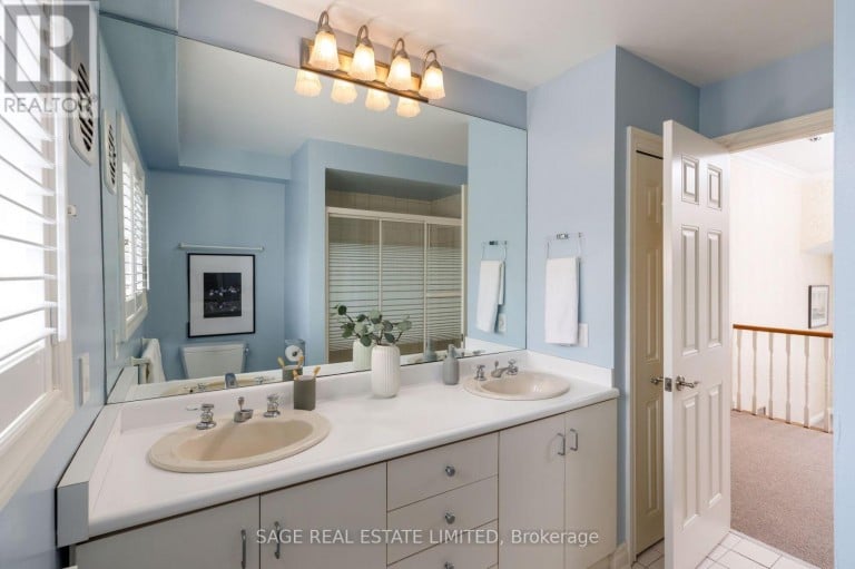 124 BLYTHWOOD ROAD, Toronto (Lawrence Park South), Ontario, M4N1A4