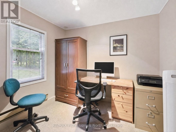 19 GLEN ACRES ROAD, Huntsville (Chaffey), Ontario, P1H1N6