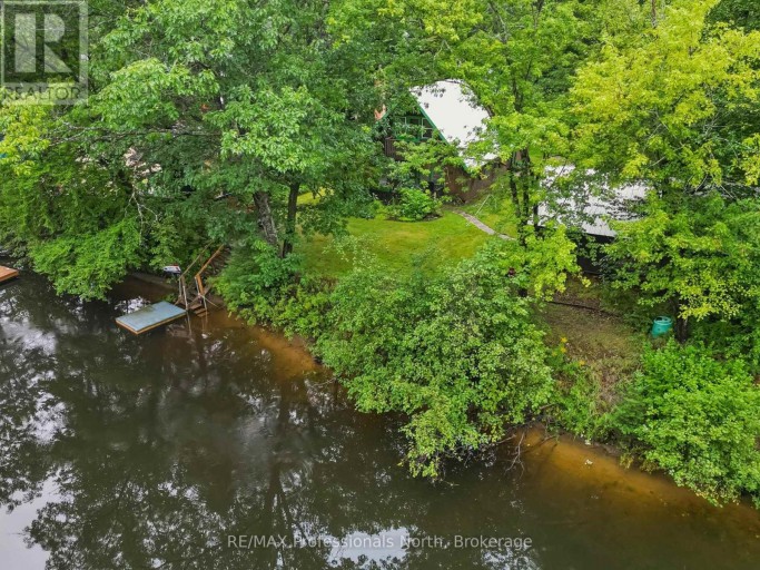 19 GLEN ACRES ROAD, Huntsville (Chaffey), Ontario, P1H1N6