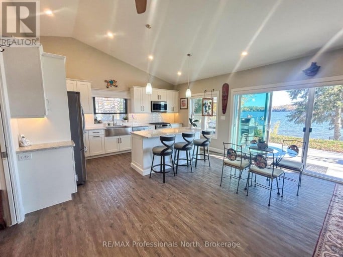 563 DALHAVEN ROAD, Selwyn, Ontario, K0L1T0