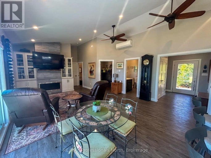563 DALHAVEN ROAD, Selwyn, Ontario, K0L1T0