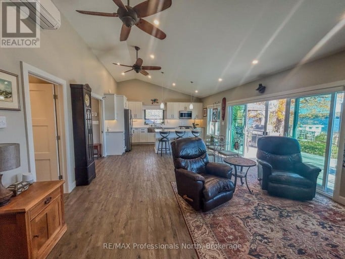 563 DALHAVEN ROAD, Selwyn, Ontario, K0L1T0