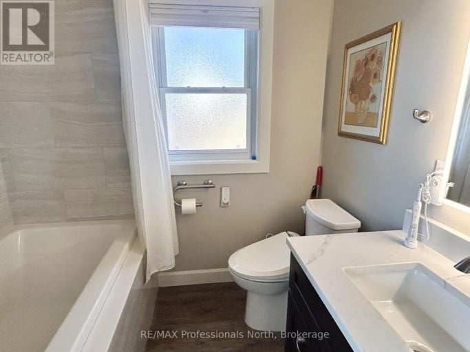 563 DALHAVEN ROAD, Selwyn, Ontario, K0L1T0