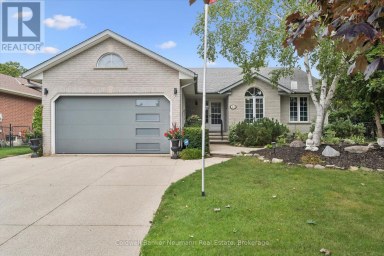 11 KEATING DRIVE Centre Wellington (Elora/Salem) Ontario photo 1