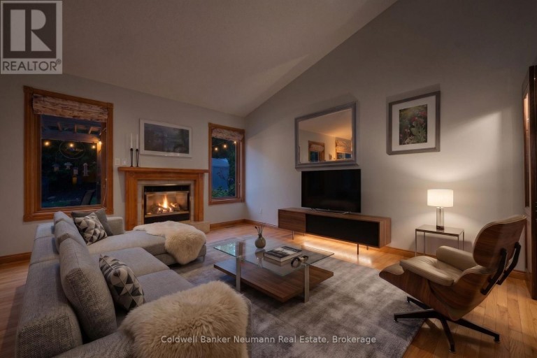 11 KEATING DRIVE, Centre Wellington (Elora/Salem), Ontario, N0B1S0