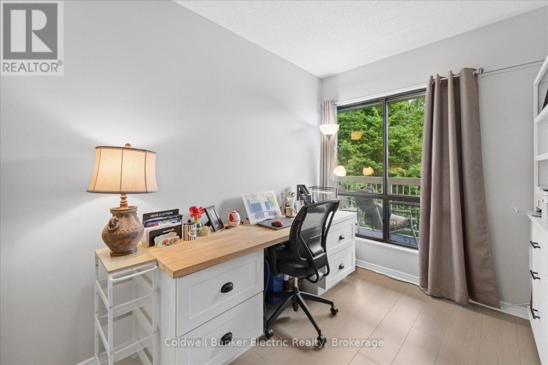 206 - 40 AUBURN STREET, Peterborough (Ashburnham Ward 4), Ontario, K9H2G2
