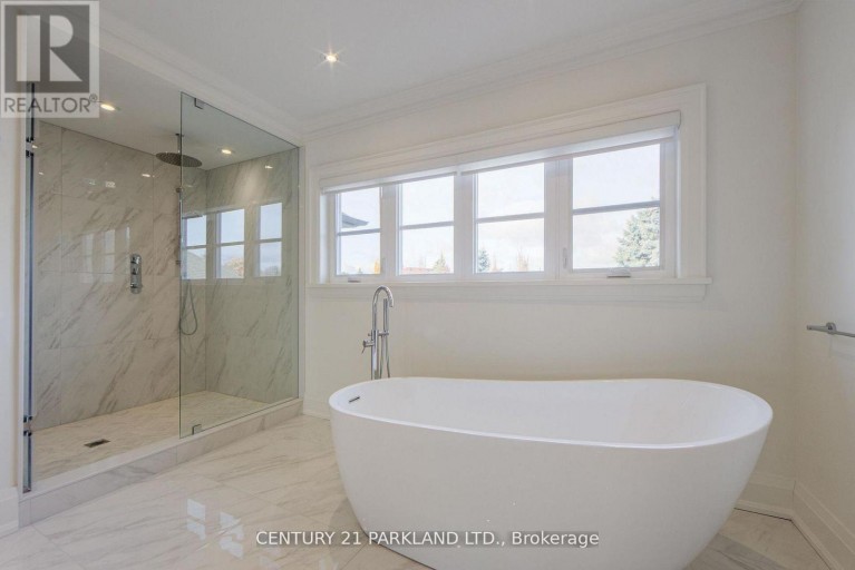 16 FLATBUSH AVENUE, Vaughan (East Woodbridge), Ontario, L4L8K3