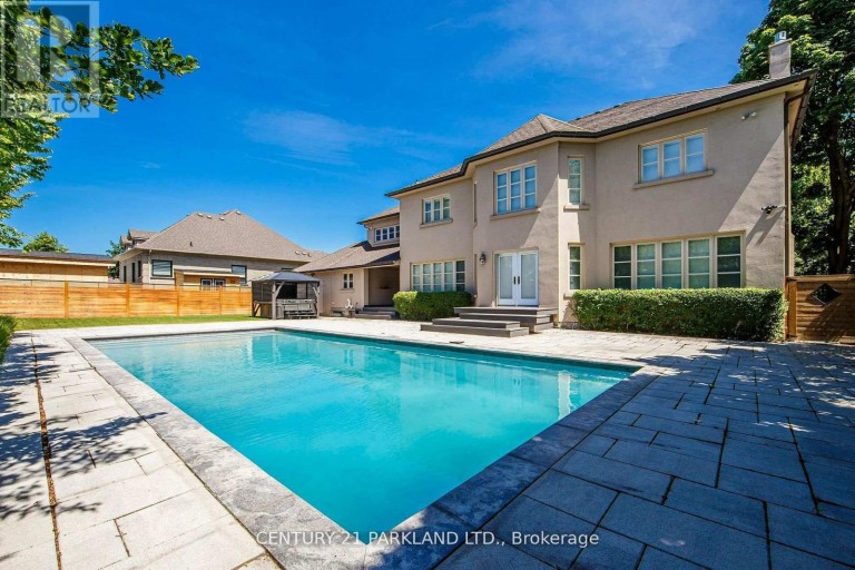 16 FLATBUSH AVENUE, Vaughan (East Woodbridge), Ontario, L4L8K3