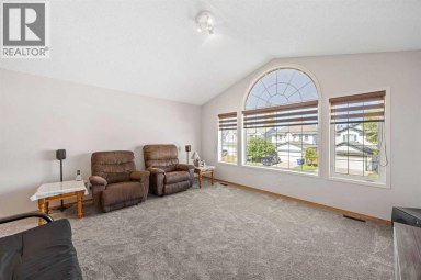 118 Lakeview Shores Chestermere Alberta photo 30