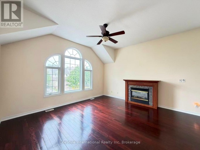 MAIN UNIT - 16 LYNCH CIRCLE, Guelph (Pineridge/Westminster Woods), Ontario, N1L1R5