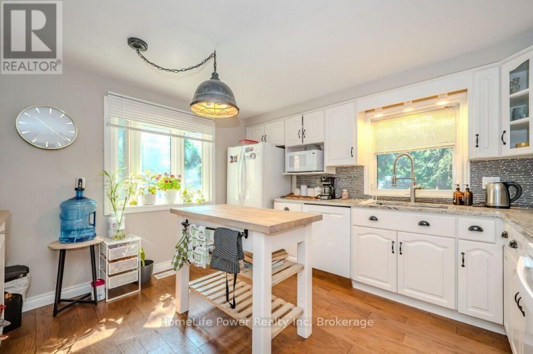 40 FERMAN DRIVE, Guelph (Willow West/Sugarbush/West Acres), Ontario, N1H7E1