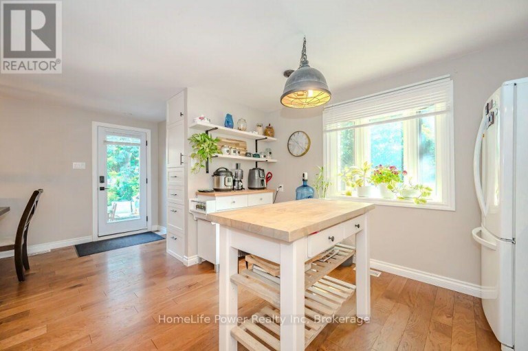 40 FERMAN DRIVE, Guelph (Willow West/Sugarbush/West Acres), Ontario, N1H7E1