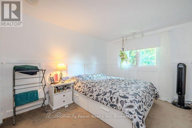 40 FERMAN DRIVE, Guelph (Willow West/Sugarbush/West Acres), Ontario, N1H7E1