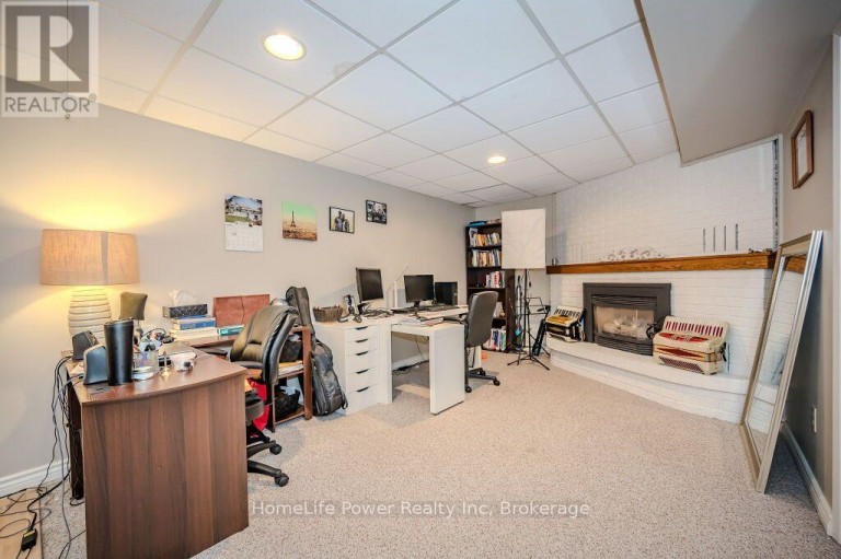 40 FERMAN DRIVE, Guelph (Willow West/Sugarbush/West Acres), Ontario, N1H7E1