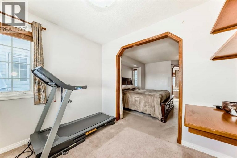 207 Eldorado Close NE, Calgary, Alberta, T1Y6T5
