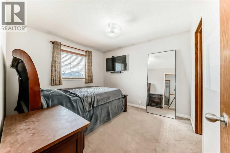 207 Eldorado Close NE, Calgary, Alberta, T1Y6T5