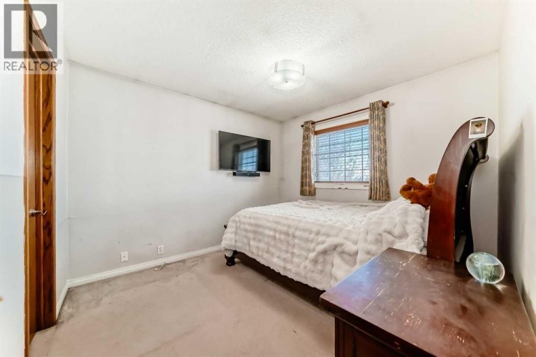 207 Eldorado Close NE, Calgary, Alberta, T1Y6T5