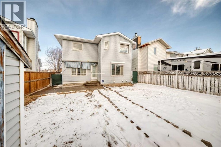 207 Eldorado Close NE, Calgary, Alberta, T1Y6T5