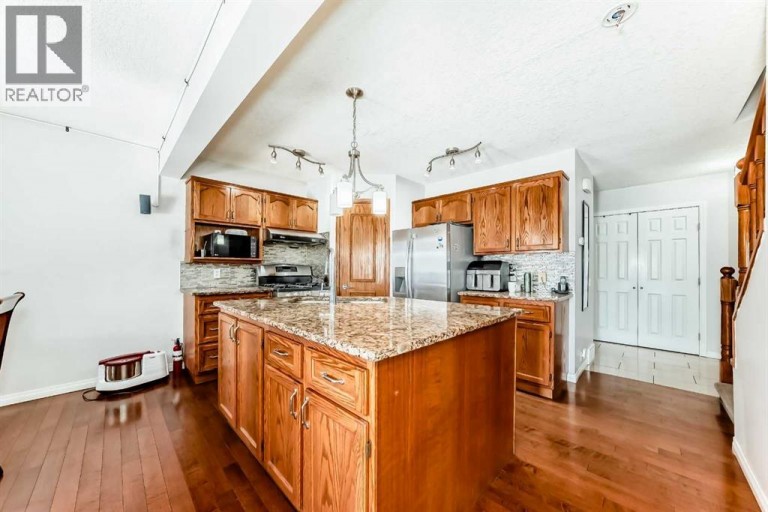 207 Eldorado Close NE, Calgary, Alberta, T1Y6T5