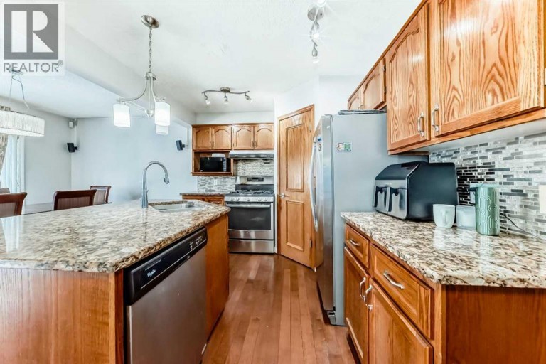 207 Eldorado Close NE, Calgary, Alberta, T1Y6T5