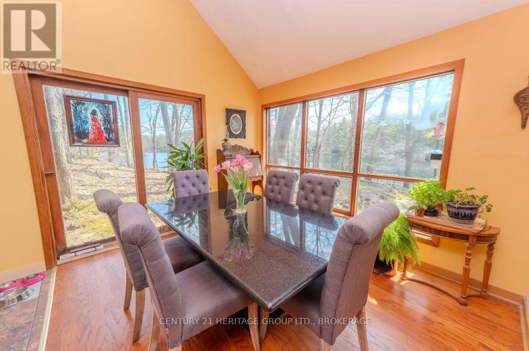 2238 LITTLE LONG LAKE ROAD, Frontenac (Frontenac South), Ontario, K0H2T0