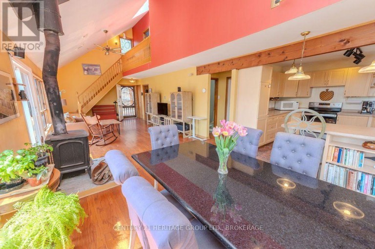 2238 LITTLE LONG LAKE ROAD, Frontenac (Frontenac South), Ontario, K0H2T0