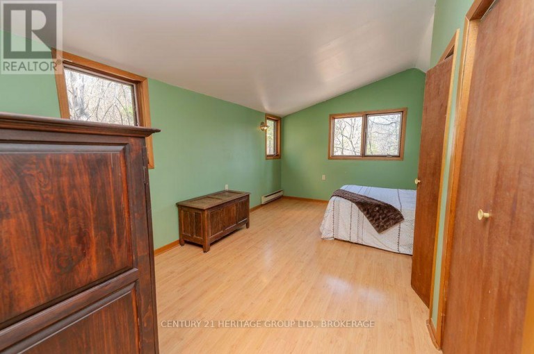 2238 LITTLE LONG LAKE ROAD, Frontenac (Frontenac South), Ontario, K0H2T0