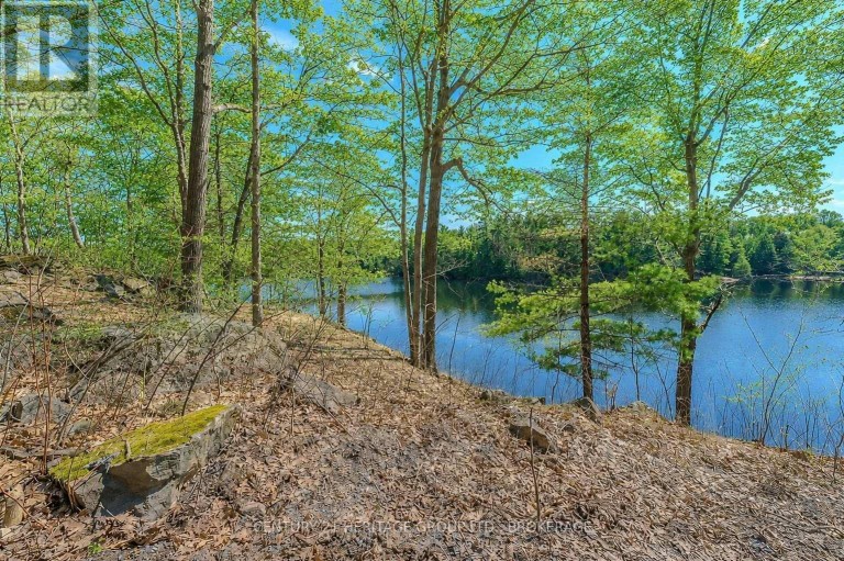 2238 LITTLE LONG LAKE ROAD, Frontenac (Frontenac South), Ontario, K0H2T0