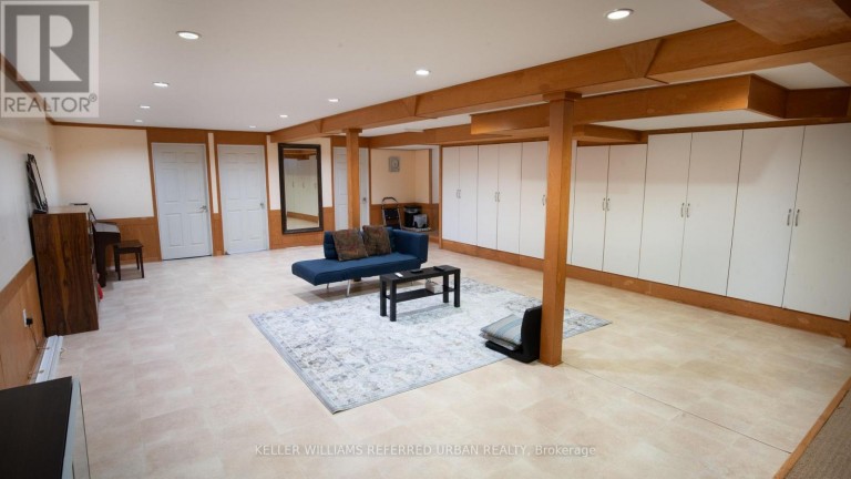 1211 PHARMACY AVENUE, Toronto (Wexford-Maryvale), Ontario, M1R2H8