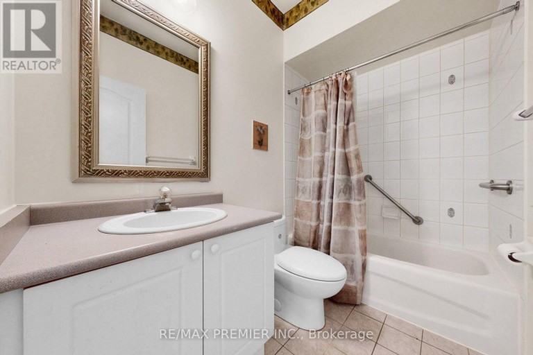 146 SOUTH BELAIR DRIVE, Vaughan (Sonoma Heights), Ontario, L4H2N5