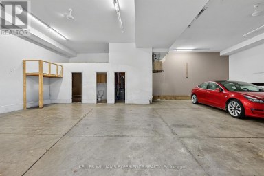 19 CENTRE STREET Barrie (Allandale) Ontario photo 15
