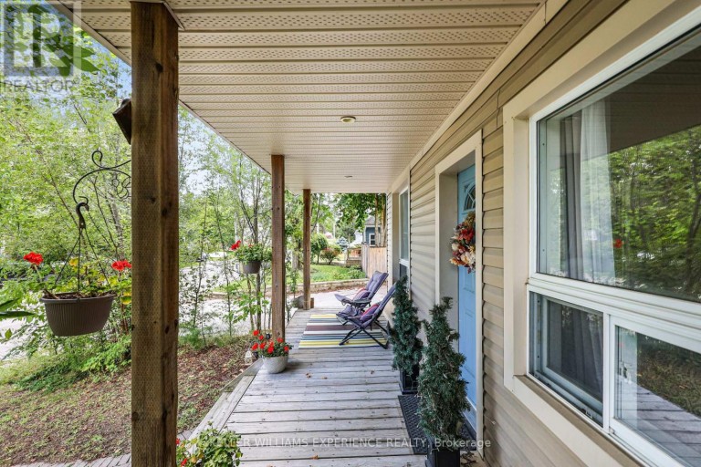 19 CENTRE STREET, Barrie (Allandale), Ontario, L4N3L3