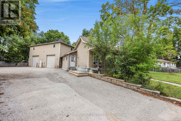19 CENTRE STREET, Barrie (Allandale), Ontario, L4N3L3